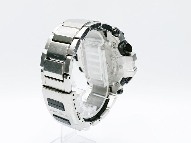 Casio G-Shock MT-G MTG-B3000 — black dial — photo 12