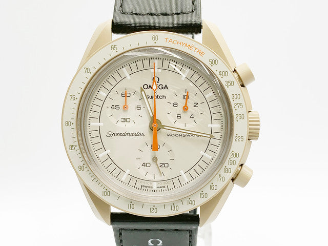 Swatch MoonSwatch Mission to Jupiter SO33C100 Quartz — grey dial
