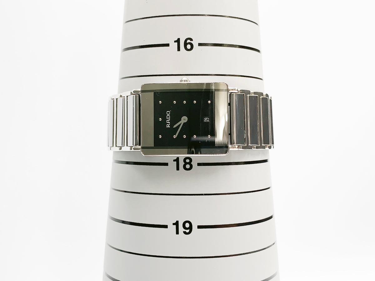 Rado 160.0486.3 Quartz — black dial