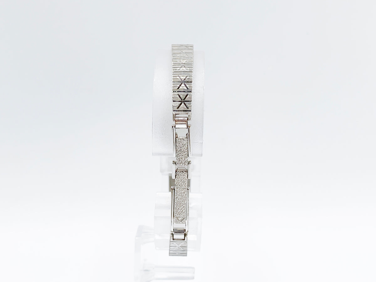 Rado hand-wound, ladies — silver dial