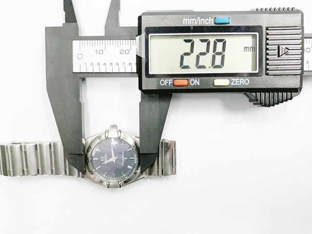 Omega Constellation 1572.40 Quartz, ladies — blue dial — photo 17