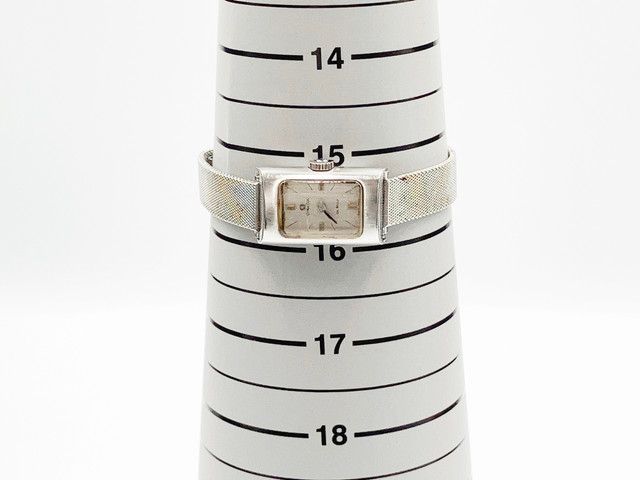 Omega De Ville hand-wound, ladies — silver dial — photo 15