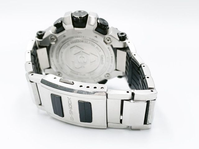 Casio G-Shock MT-G MTG-B3000 — black dial — photo 14