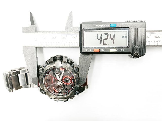 Casio G-Shock MT-G MTG-B3000 — black dial — photo 17
