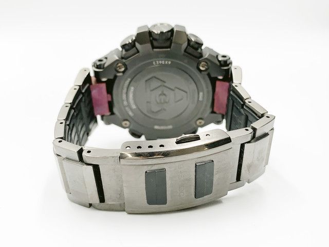 Casio G-Shock MT-G MTG-B3000 — black dial — photo 14