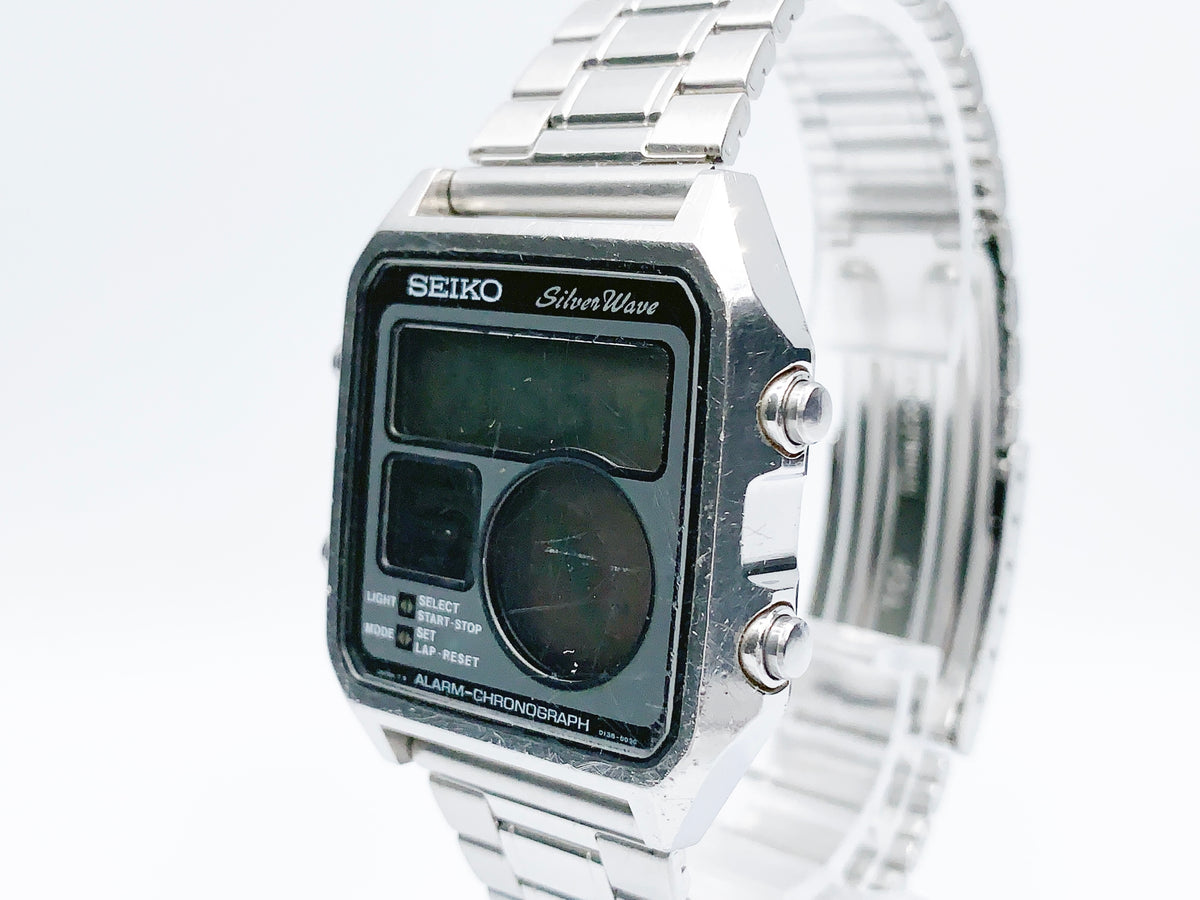 Seiko Silver Wave Alarm-Chronograph D138-5030 Quartz — black dial