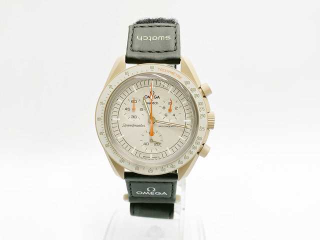 Swatch MoonSwatch Mission to Jupiter SO33C100 Quartz — grey dial