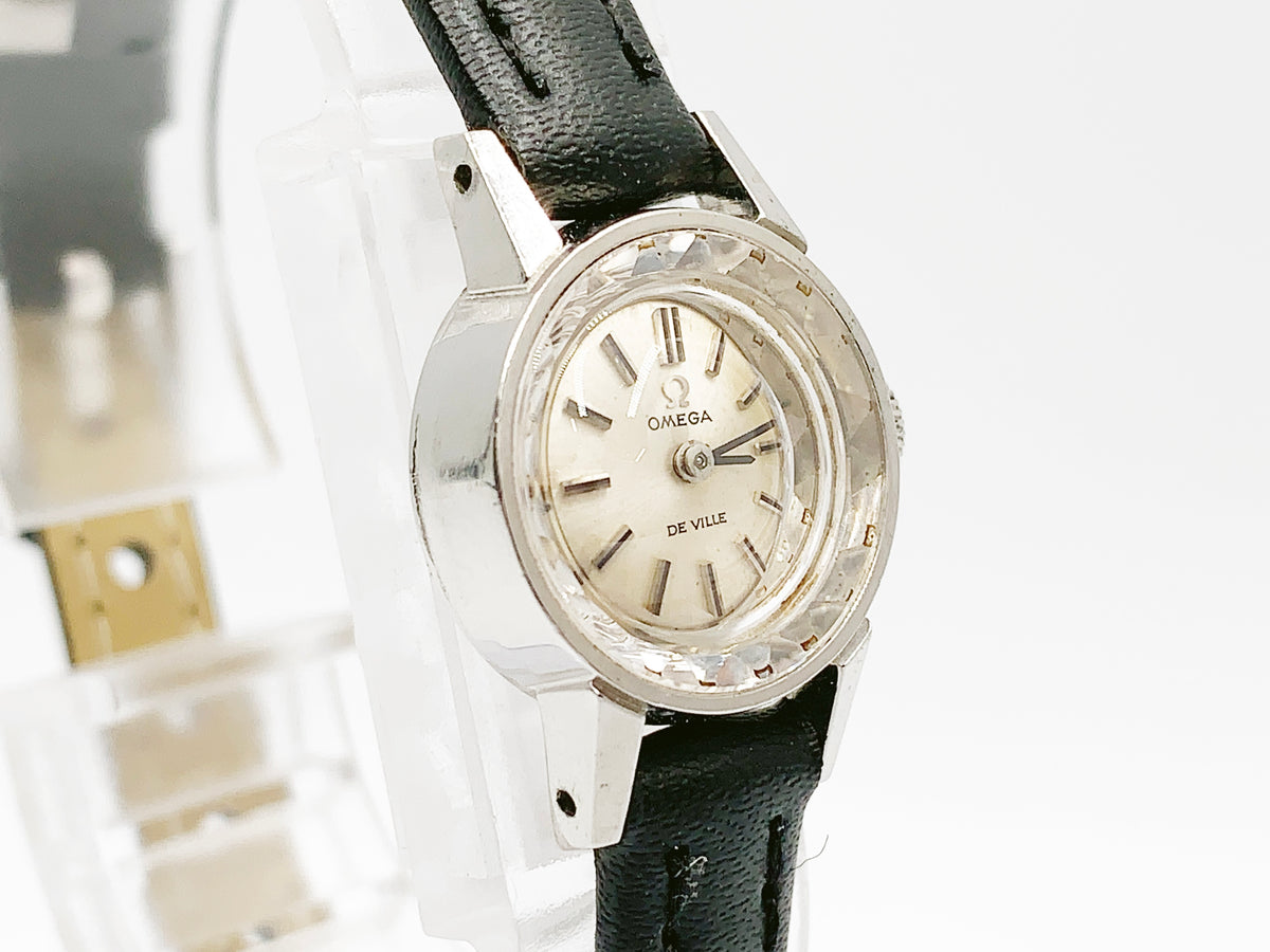 Omega De Ville 511.166 hand-wound, ladies — silver dial