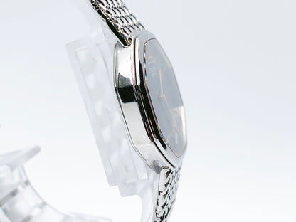 Seiko Credor 8420-5660 Quartz, ladies — black dial